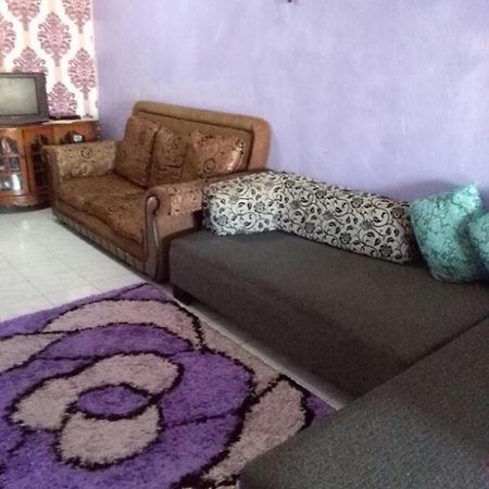 Deenaz Utara Homestay ألور سيتار المظهر الخارجي الصورة